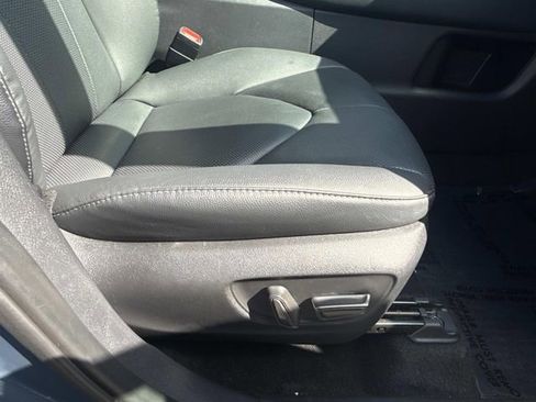 Used 2025 Toyota Grand Highlander AWD Hybrid image 18