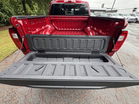 New 2026 GMC Canyon Elevation w/ Convenience Package image 42