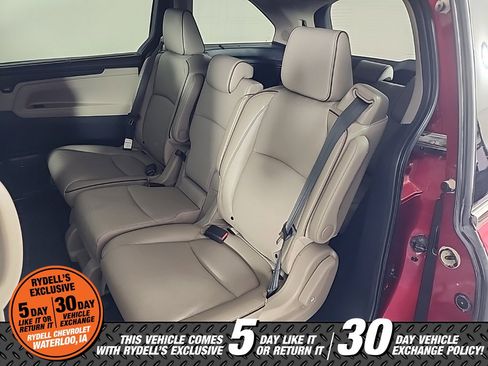 Used 2023 Honda Odyssey Elite image 25
