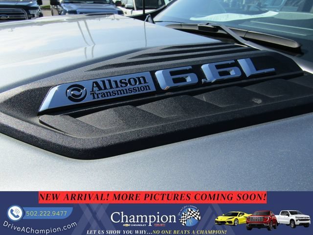 Used 2025 Chevrolet Silverado 2500 Custom w/ Custom Value Package AWD/4WD image 8