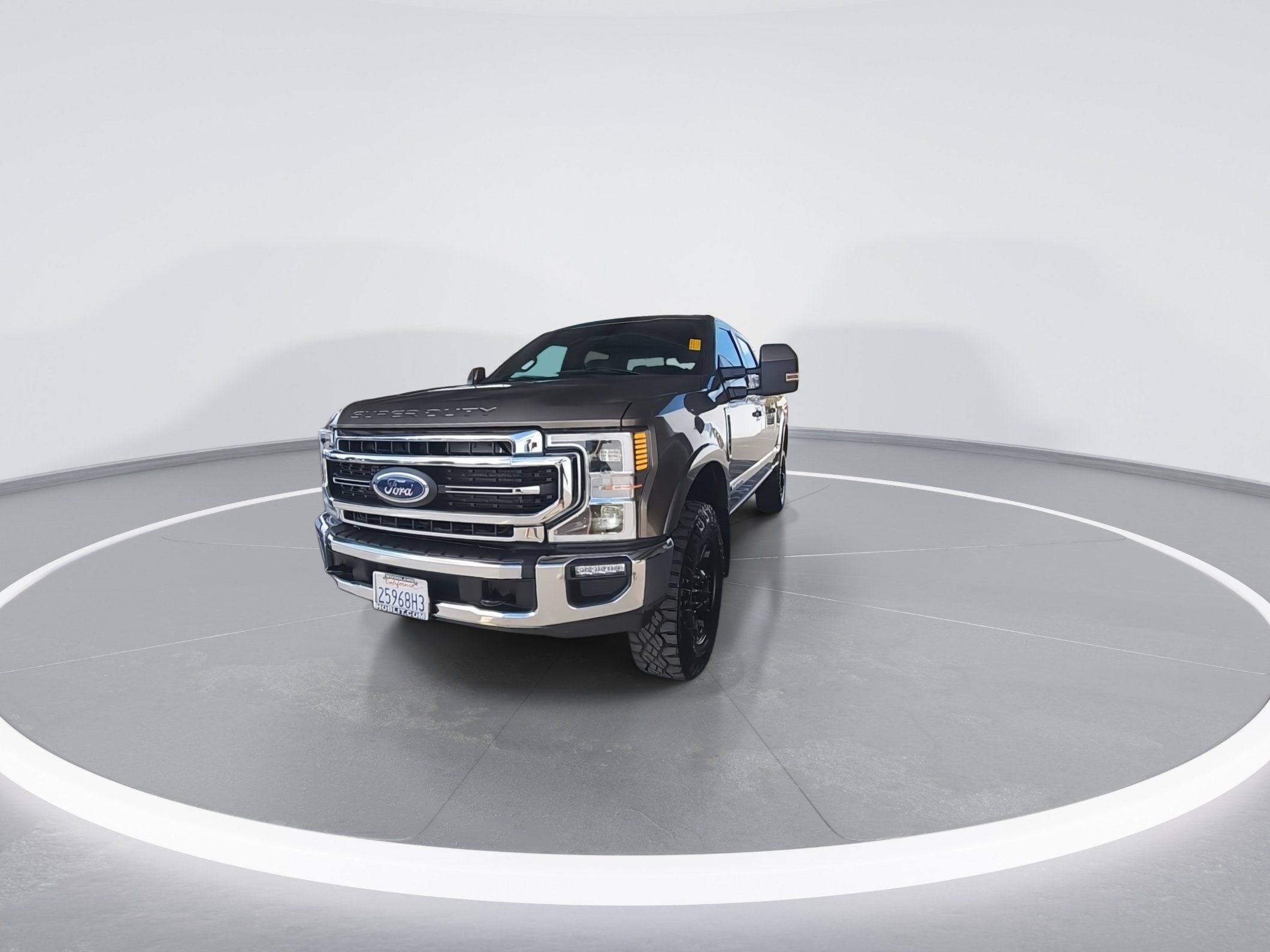Used 2022 Ford F350 Lariat w/ Tremor Off-Road Package AWD/4WD image 3