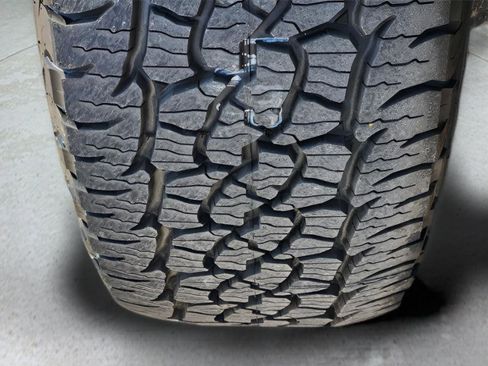 Used 2019 Chevrolet Colorado Z71 image 11