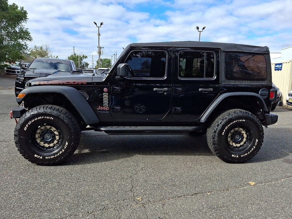 Used 2018 Jeep Wrangler Unlimited Rubicon w/ Cold Weather Group AWD/4WD image 2