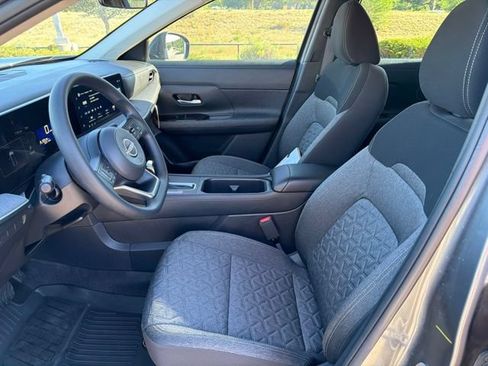 Used 2026 Nissan Kicks SV w/ Cold Weather Package AWD/4WD image 17