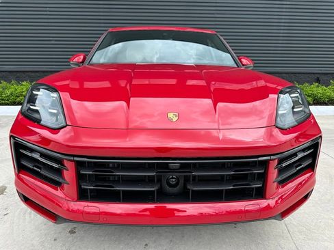 Used 2025 Porsche Cayenne E-Hybrid image 7