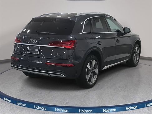 Certified 2023 Audi Q5 2.0T Premium w/ Convenience Package image 5