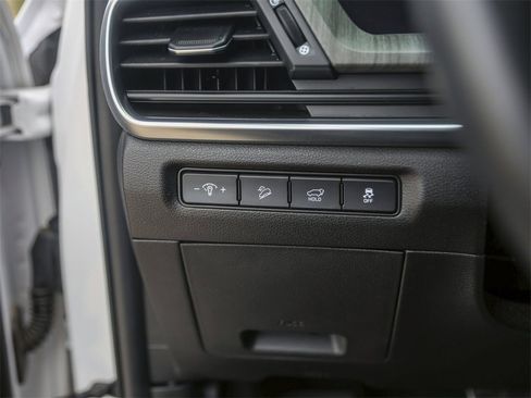 Used 2024 Kia Telluride SX image 23