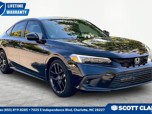 Used 2024 Honda Civic Sport image 1