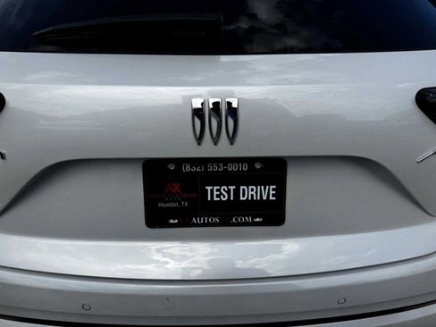 Used 2024 Buick Envision Avenir image 9