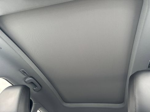 Used 2021 Lincoln Corsair Grand Touring w/ Equipment Group 301A image 16