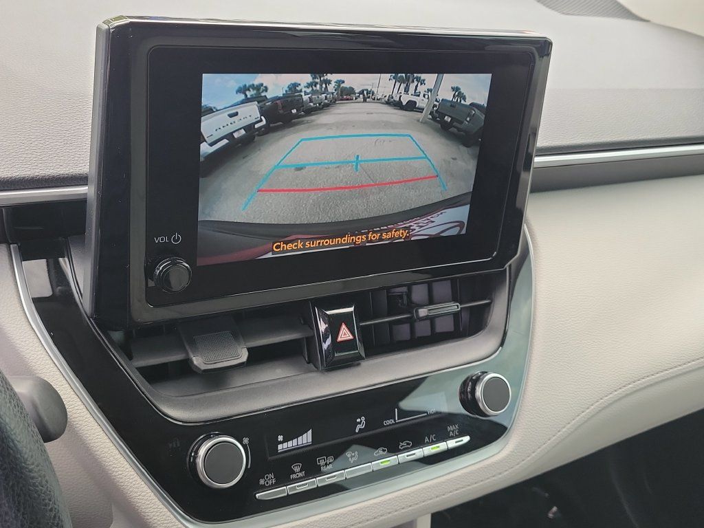Used 2023 Toyota Corolla Cross L FWD image 15