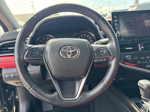 Used 2022 Toyota Camry XSE FWD image 16