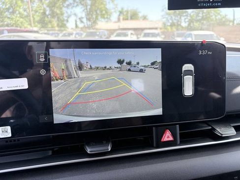 New 2026 Kia Carnival EX FWD image 9