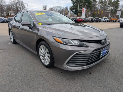 Used 2023 Toyota Camry LE AWD/4WD image 7