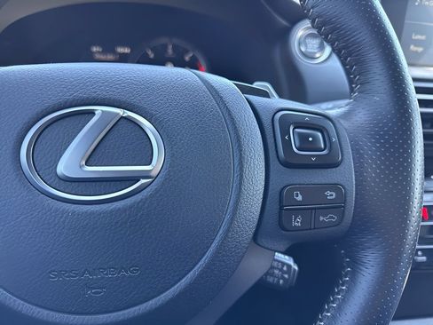 Used 2023 Lexus IS 350 F Sport w/ Memory Package RWD image 15