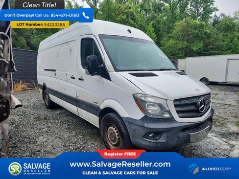 Used 2014 Mercedes-Benz Sprinter 2500 image 5