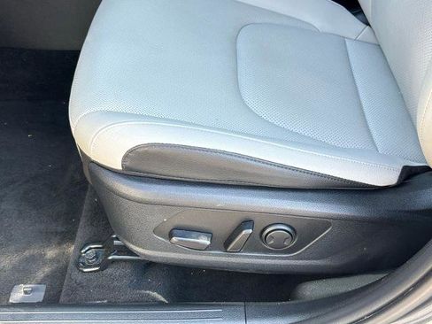 Used 2025 Kia Sportage EX FWD image 20