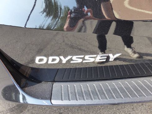 Used 2025 Honda Odyssey Sport-L image 10