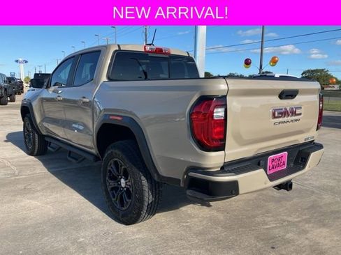 Used 2024 GMC Canyon Elevation w/ Convenience Package image 5