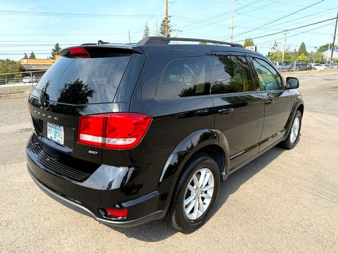 Used 2014 Dodge Journey SXT image 6