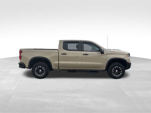 Used 2022 Chevrolet Silverado 1500 ZR2 w/ Technology Package image 6