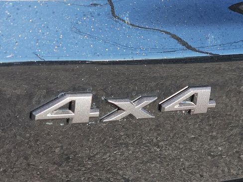 New 2026 Jeep Compass Latitude image 10