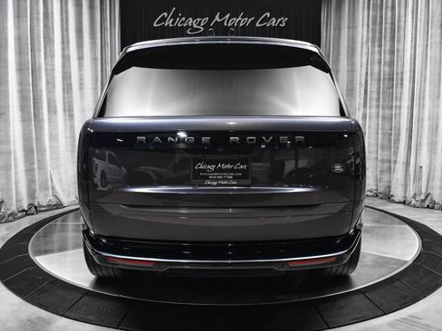 Used 2023 Land Rover Range Rover Autobiography image 4