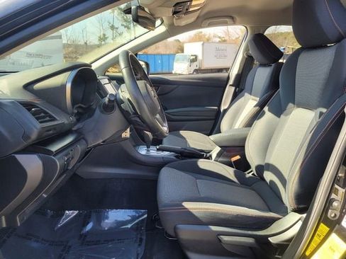 Used 2023 Subaru Crosstrek 2.0i Premium image 9