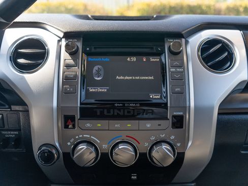 Used 2017 Toyota Tundra SR5 w/ TRD Off Road Package AWD/4WD image 24