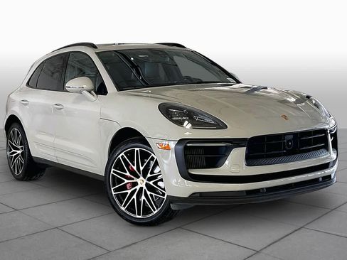 Used 2023 Porsche Macan S AWD/4WD image 2