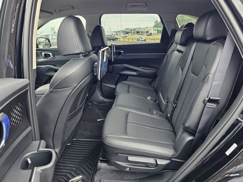 New 2026 Kia Sorento S FWD image 30