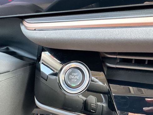 Certified 2024 Buick Envision Sport Touring image 16