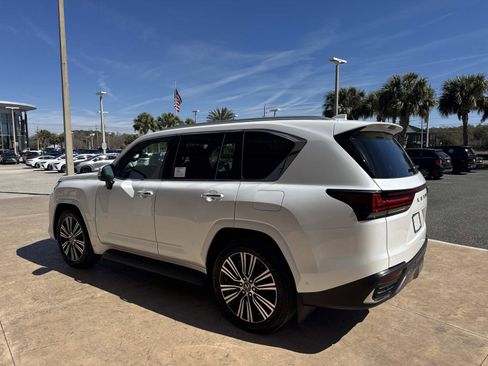 New 2026 Lexus LX 700h Luxury image 5