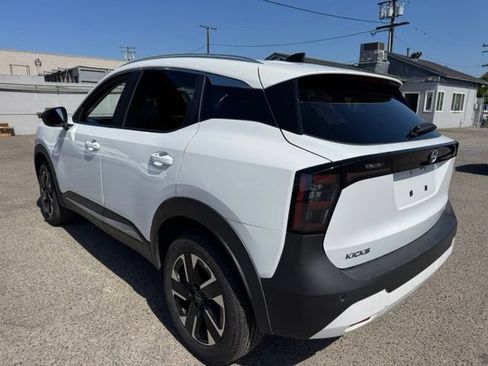 Used 2026 Nissan Kicks SV w/ Cold Weather Package AWD/4WD image 8