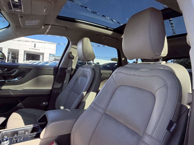 Used 2023 Lincoln Corsair AWD w/ Equipment Group 101A image 10