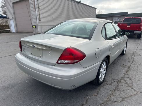 Used 2006 Ford Taurus SEL image 6