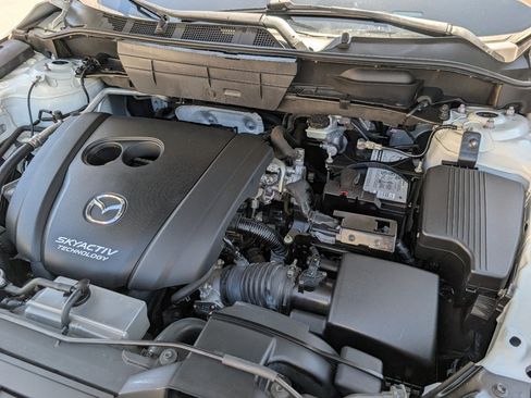 Used 2018 MAZDA CX-5 Touring w/ Preferred Equipment Package FWD image 20