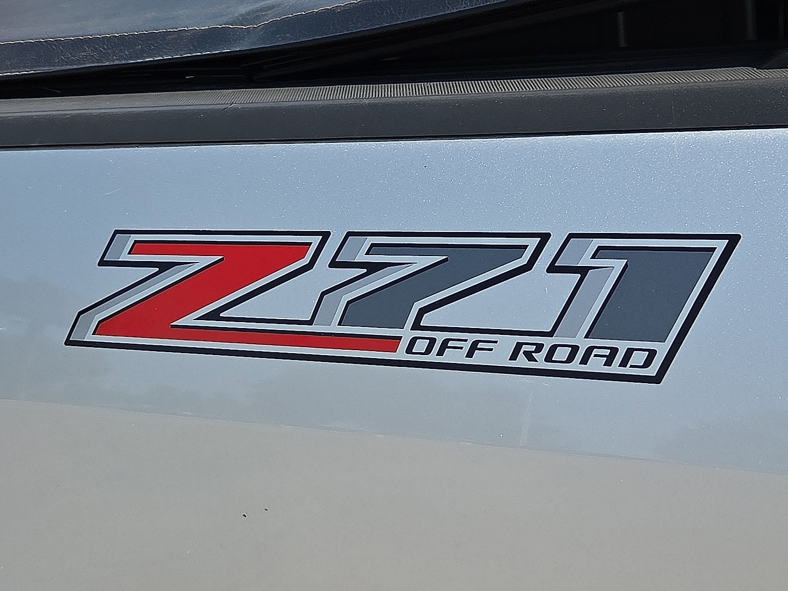 Used 2020 Chevrolet Colorado Z71 AWD/4WD image 9
