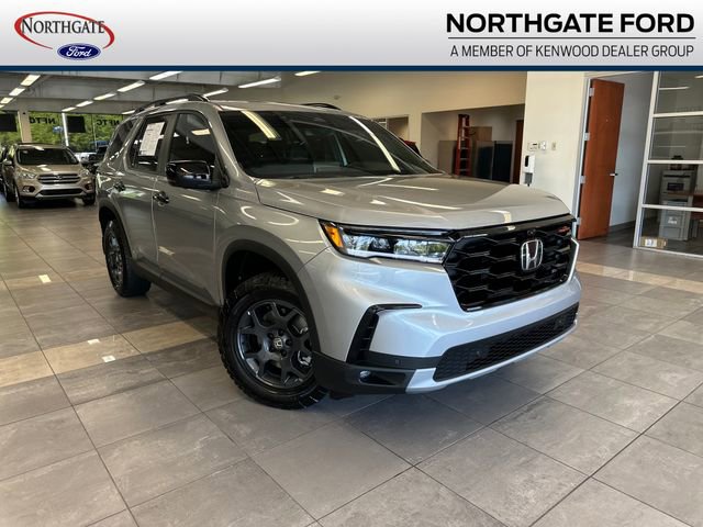 Used 2025 Honda Pilot TrailSport 360° Tour