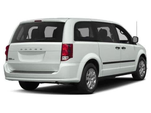 Used 2020 Dodge Grand Caravan SXT FWD image 2