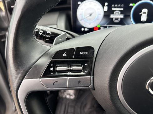 Used 2024 Hyundai Tucson Limited image 19