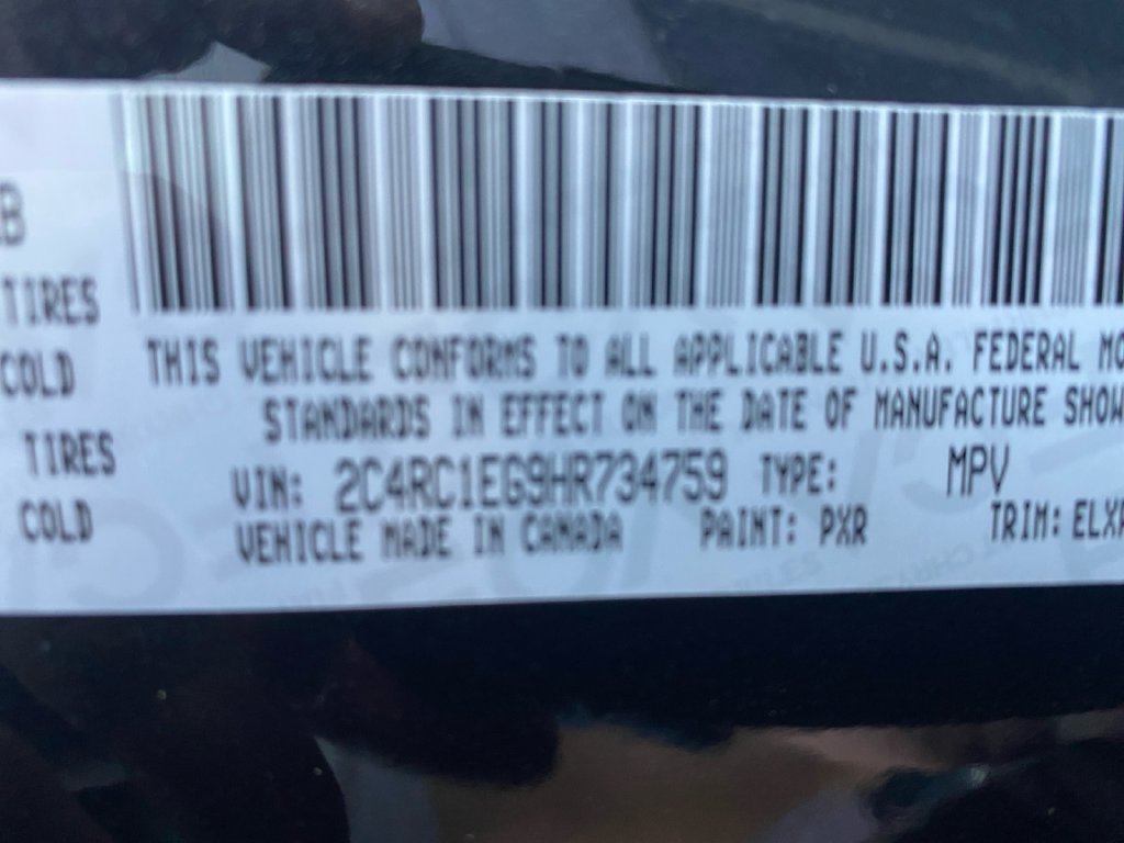 Used 2017 Chrysler Pacifica Touring-L Plus FWD image 33