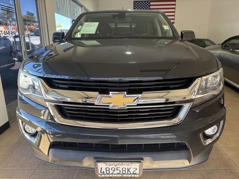 Used 2018 Chevrolet Colorado LT w/ LT Convenience Package image 2