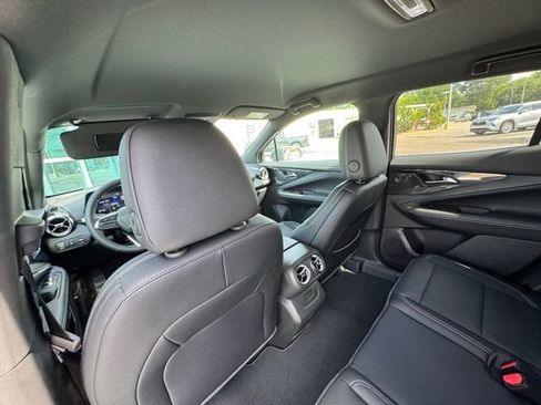 New 2025 Chevrolet Blazer EV LT image 21