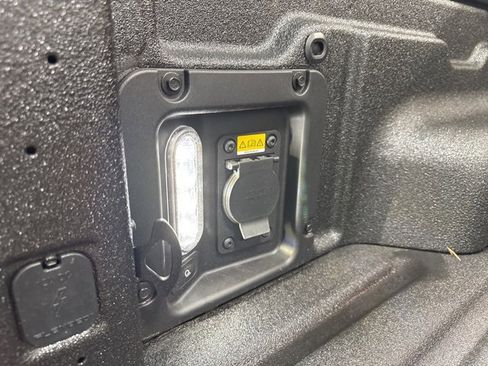 New 2025 Ford Maverick Lariat w/ 4K Tow Package image 39