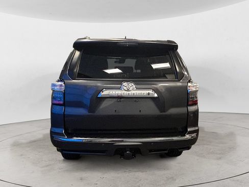 Used 2020 Toyota 4Runner Limited AWD/4WD image 4
