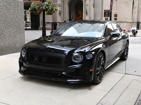 New 2025 Bentley Flying Spur Plug-In Hybrid image 1