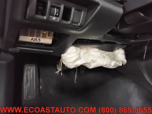 Used 2025 Subaru Outback Limited image 22