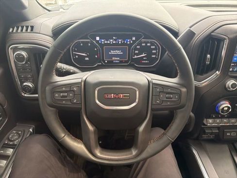 Used 2023 GMC Sierra 2500 AT4 w/ AT4 Preferred Package AWD/4WD image 22