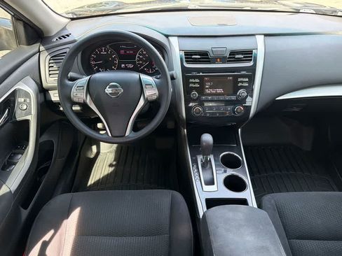 Used 2014 Nissan Altima 2.5 S w/ Display Audio Package FWD image 19